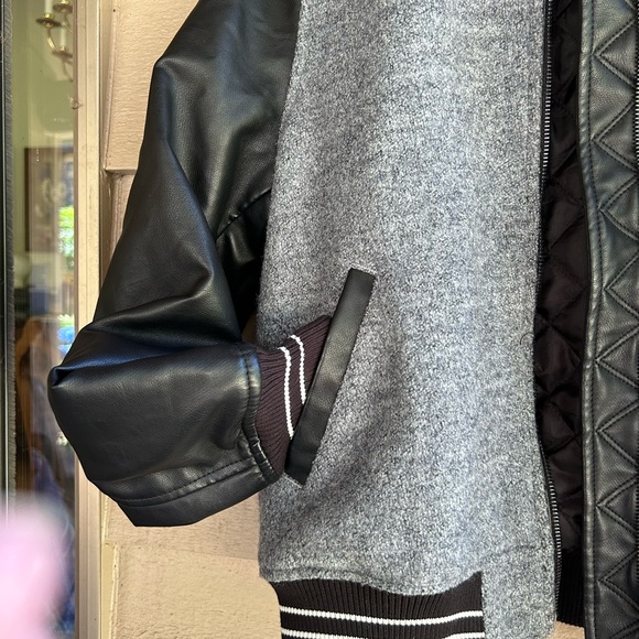 BlankNYC bomber jacket wool blend faux leather sleeves - Picture 4 of 6